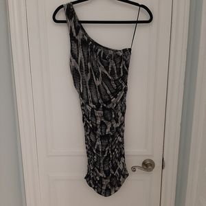 Guess dress Sz S black gray white patterned